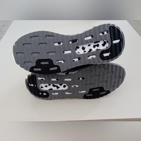 NWB sz7 Adidas's X_PLRPHASE SHOES - Picture 11 of 15